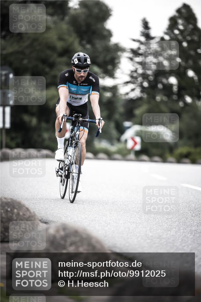 21.06.2026 - 29. Vierlanden-Triathlon H.Heesch http://msf.ph/oto/9912025 21.06.2026 09:49:03 Radfahren 22, 52 meine-sportfotos.de