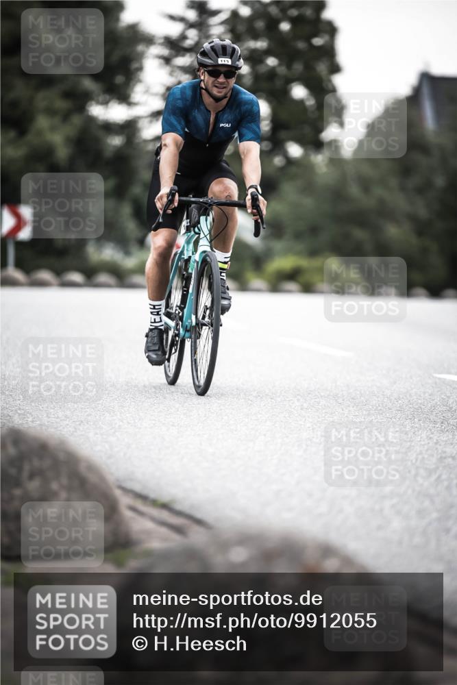 21.06.2026 - 29. Vierlanden-Triathlon H.Heesch http://msf.ph/oto/9912055 21.06.2026 09:49:14 Radfahren 113 meine-sportfotos.de