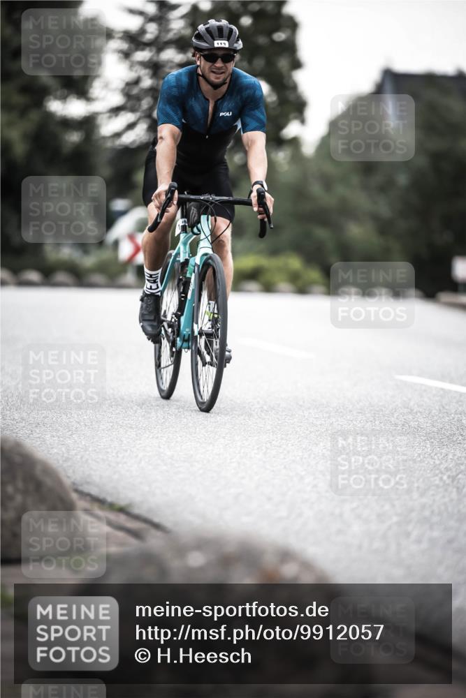 21.06.2026 - 29. Vierlanden-Triathlon H.Heesch http://msf.ph/oto/9912057 21.06.2026 09:49:14 Radfahren 113 meine-sportfotos.de