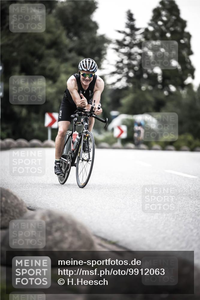 21.06.2026 - 29. Vierlanden-Triathlon H.Heesch http://msf.ph/oto/9912063 21.06.2026 09:49:27 Radfahren 116, 213, 298 meine-sportfotos.de