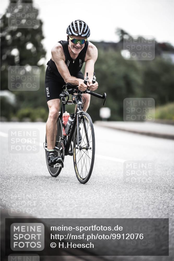 21.06.2026 - 29. Vierlanden-Triathlon H.Heesch http://msf.ph/oto/9912076 21.06.2026 09:49:27 Radfahren 116, 213, 298 meine-sportfotos.de