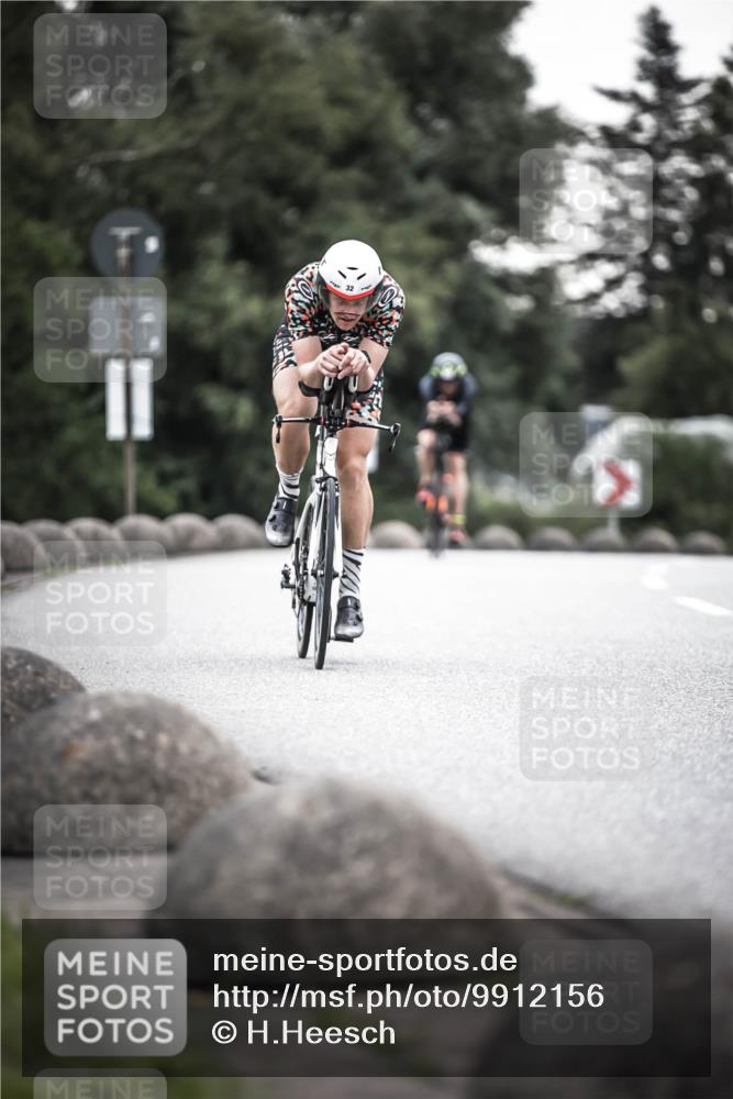 21.06.2026 - 29. Vierlanden-Triathlon H.Heesch http://msf.ph/oto/9912156 21.06.2026 09:51:23 Radfahren 32, 41, 42, 129 meine-sportfotos.de