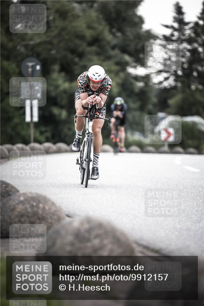 21.06.2026 - 29. Vierlanden-Triathlon H.Heesch http://msf.ph/oto/9912157 21.06.2026 09:51:23 Radfahren 32, 41, 42, 129 meine-sportfotos.de