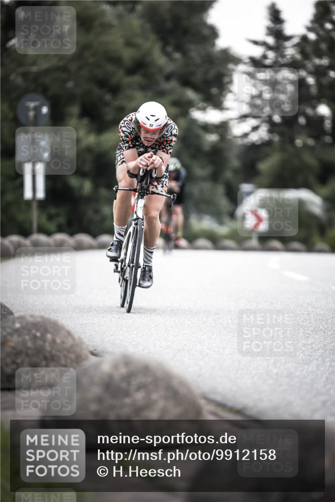 21.06.2026 - 29. Vierlanden-Triathlon H.Heesch http://msf.ph/oto/9912158 21.06.2026 09:51:23 Radfahren 32, 41, 42, 129 meine-sportfotos.de