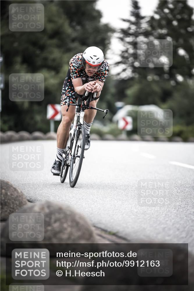 21.06.2026 - 29. Vierlanden-Triathlon H.Heesch http://msf.ph/oto/9912163 21.06.2026 09:51:23 Radfahren 32, 41, 42, 129 meine-sportfotos.de