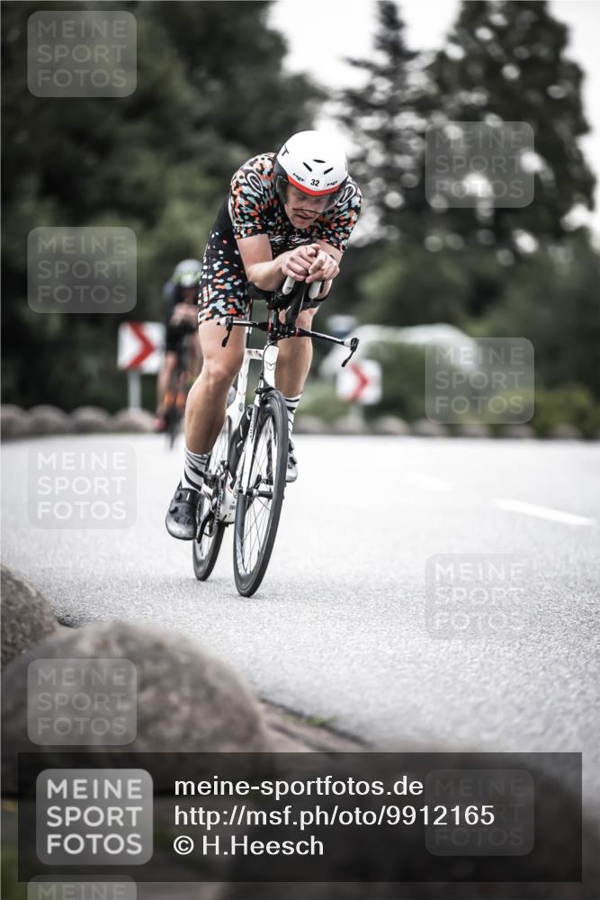 21.06.2026 - 29. Vierlanden-Triathlon H.Heesch http://msf.ph/oto/9912165 21.06.2026 09:51:23 Radfahren 32, 41, 42, 129 meine-sportfotos.de