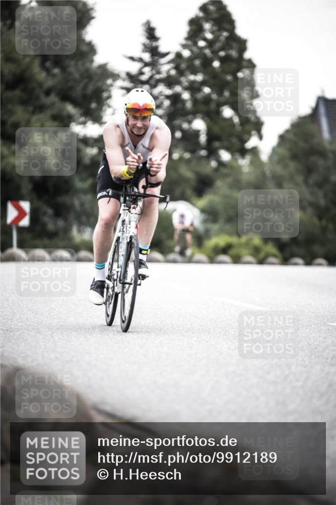 21.06.2026 - 29. Vierlanden-Triathlon H.Heesch http://msf.ph/oto/9912189 21.06.2026 09:52:01 Radfahren 61, 137, 211, 274, 300 meine-sportfotos.de