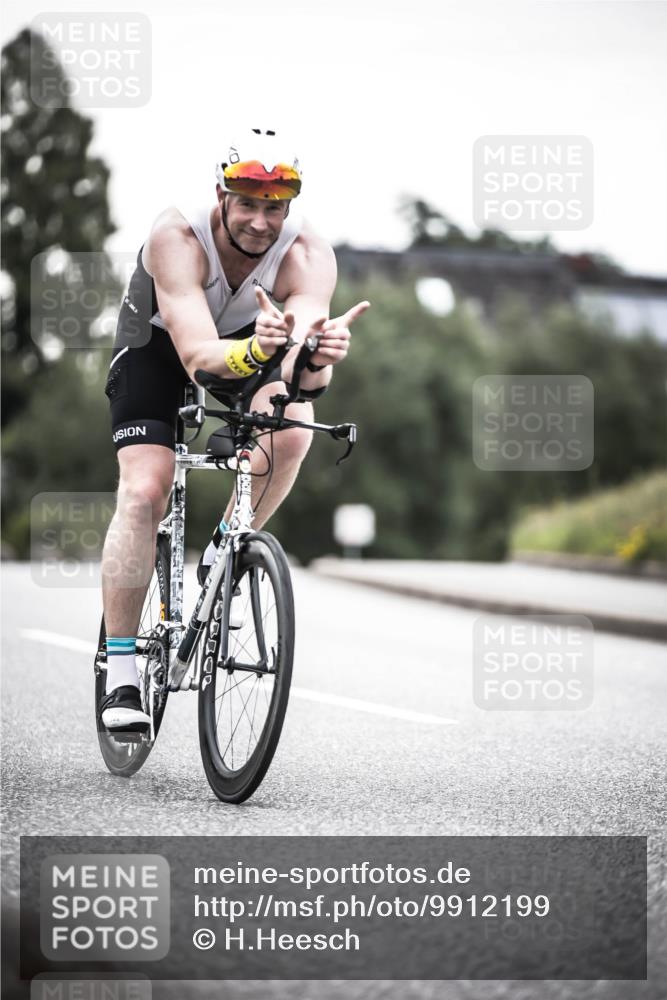 21.06.2026 - 29. Vierlanden-Triathlon H.Heesch http://msf.ph/oto/9912199 21.06.2026 09:52:02 Radfahren 61, 137, 211, 274, 300 meine-sportfotos.de