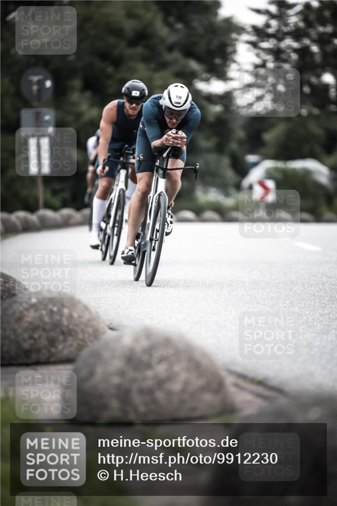 21.06.2026 - 29. Vierlanden-Triathlon H.Heesch http://msf.ph/oto/9912230 21.06.2026 09:52:13 Radfahren 76, 84, 132, 169, 193, 1355 meine-sportfotos.de