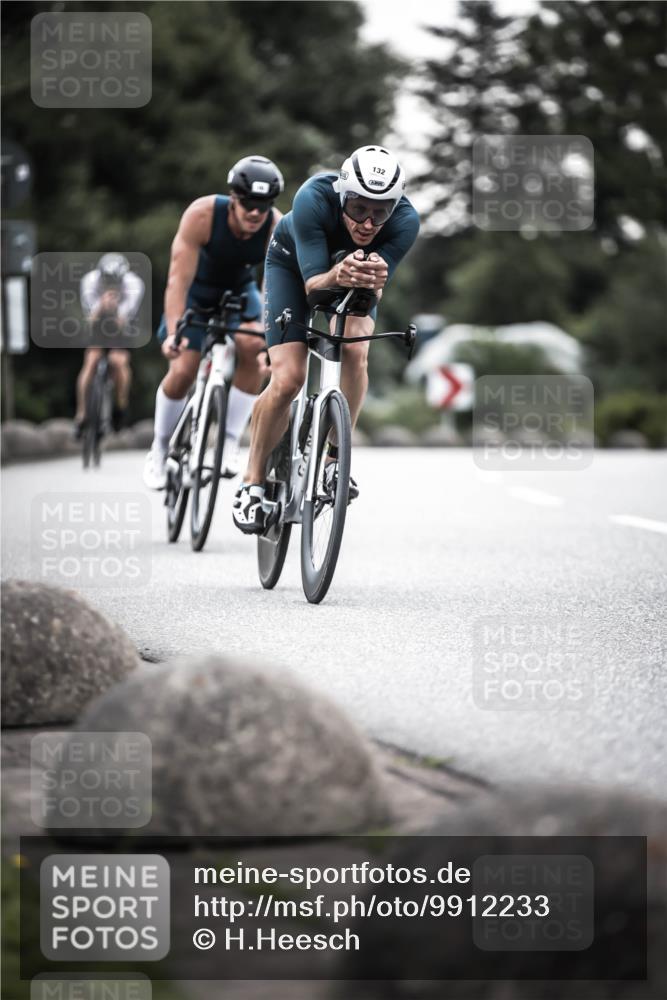 21.06.2026 - 29. Vierlanden-Triathlon H.Heesch http://msf.ph/oto/9912233 21.06.2026 09:52:14 Radfahren 76, 84, 132, 169, 193, 1355 meine-sportfotos.de