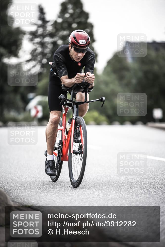 21.06.2026 - 29. Vierlanden-Triathlon H.Heesch http://msf.ph/oto/9912282 21.06.2026 09:52:35 Radfahren 16, 63, 77, 192 meine-sportfotos.de