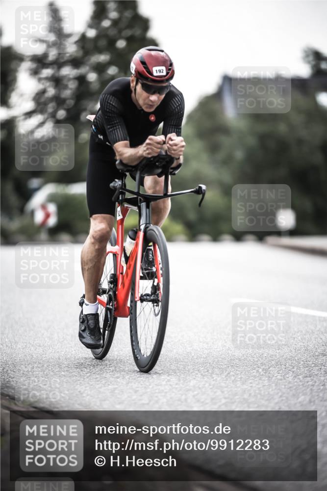 21.06.2026 - 29. Vierlanden-Triathlon H.Heesch http://msf.ph/oto/9912283 21.06.2026 09:52:35 Radfahren 16, 63, 77, 192 meine-sportfotos.de