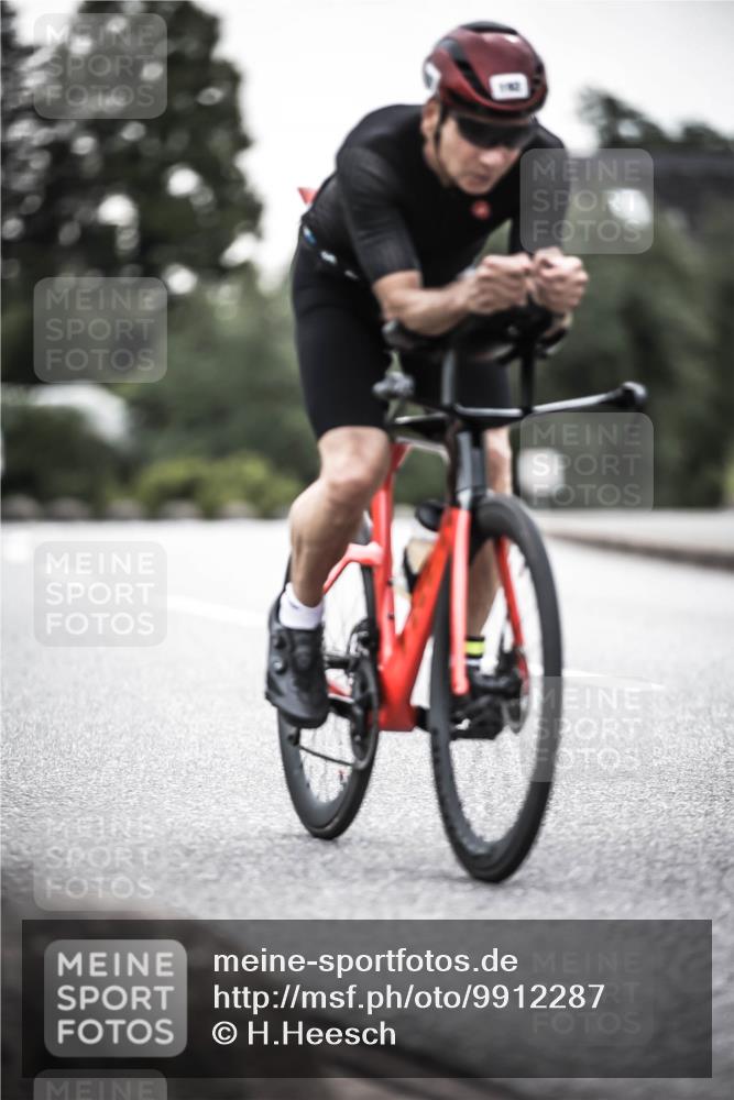 21.06.2026 - 29. Vierlanden-Triathlon H.Heesch http://msf.ph/oto/9912287 21.06.2026 09:52:35 Radfahren 16, 63, 77, 192 meine-sportfotos.de