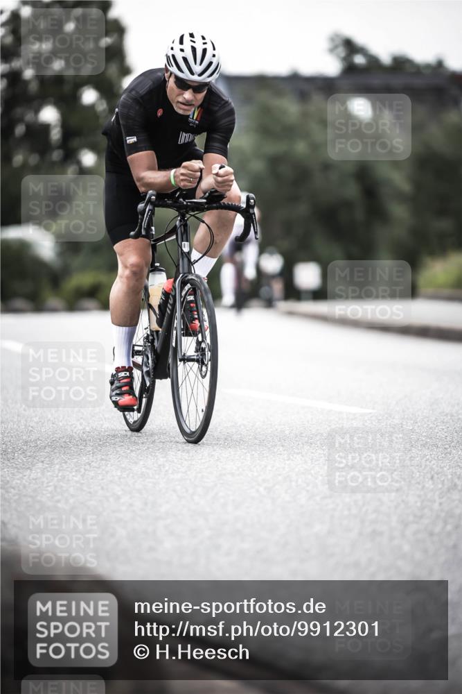 21.06.2026 - 29. Vierlanden-Triathlon H.Heesch http://msf.ph/oto/9912301 21.06.2026 09:52:59 Radfahren 108, 287 meine-sportfotos.de