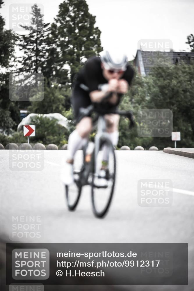 21.06.2026 - 29. Vierlanden-Triathlon H.Heesch http://msf.ph/oto/9912317 21.06.2026 09:53:32 Radfahren 51, 74, 79, 183, 219, 268, 302 meine-sportfotos.de