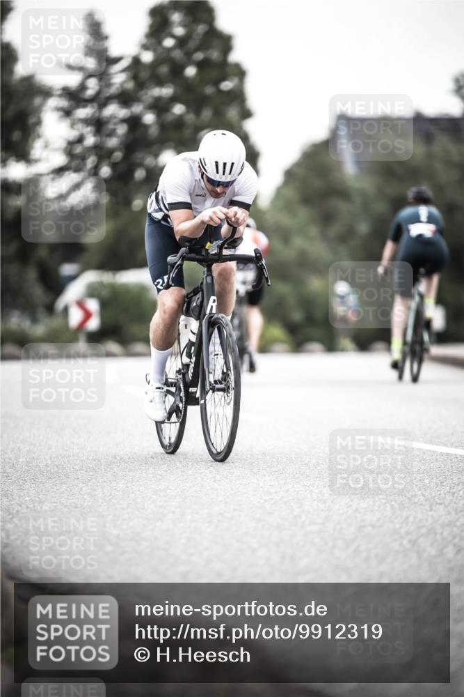 21.06.2026 - 29. Vierlanden-Triathlon H.Heesch http://msf.ph/oto/9912319 21.06.2026 09:53:33 Radfahren 51, 74, 79, 183, 219, 268, 302 meine-sportfotos.de