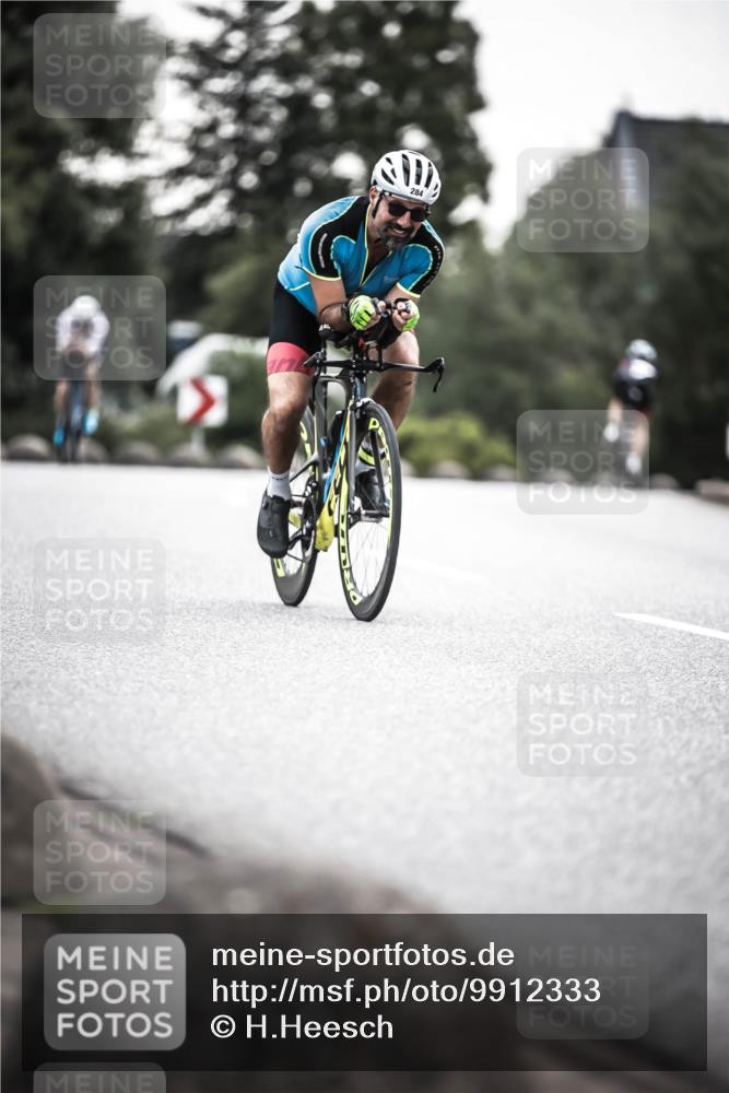 21.06.2026 - 29. Vierlanden-Triathlon H.Heesch http://msf.ph/oto/9912333 21.06.2026 09:53:41 Radfahren 72, 91, 106, 210, 266, 284 meine-sportfotos.de