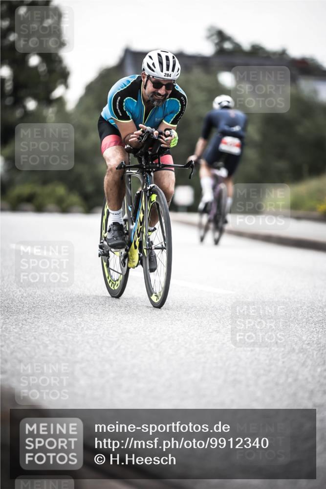 21.06.2026 - 29. Vierlanden-Triathlon H.Heesch http://msf.ph/oto/9912340 21.06.2026 09:53:41 Radfahren 72, 91, 106, 210, 266, 284 meine-sportfotos.de