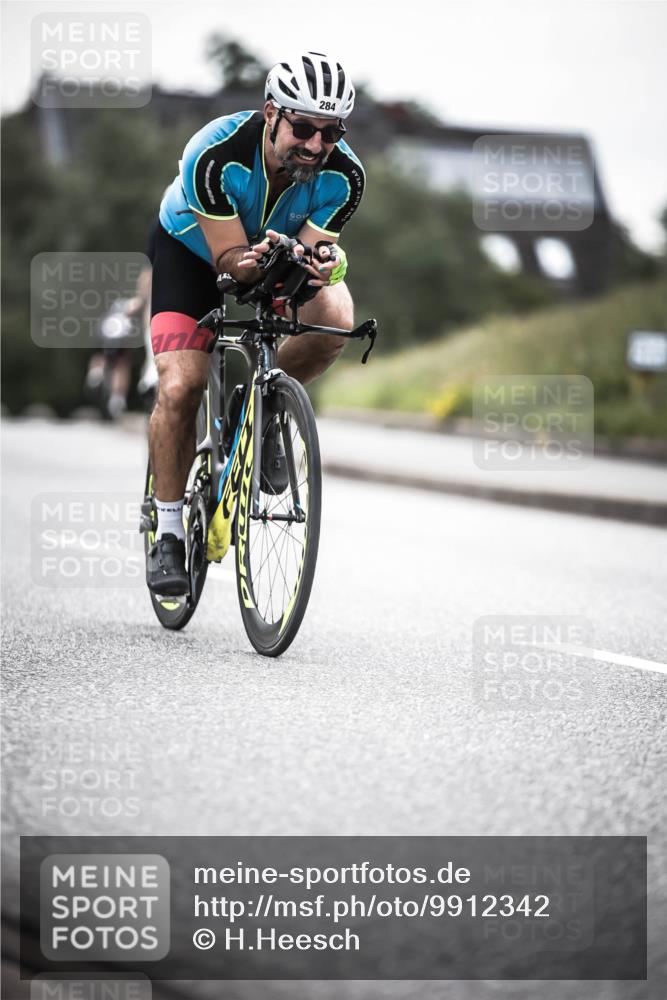 21.06.2026 - 29. Vierlanden-Triathlon H.Heesch http://msf.ph/oto/9912342 21.06.2026 09:53:42 Radfahren 72, 91, 106, 112, 210, 266, 284 meine-sportfotos.de
