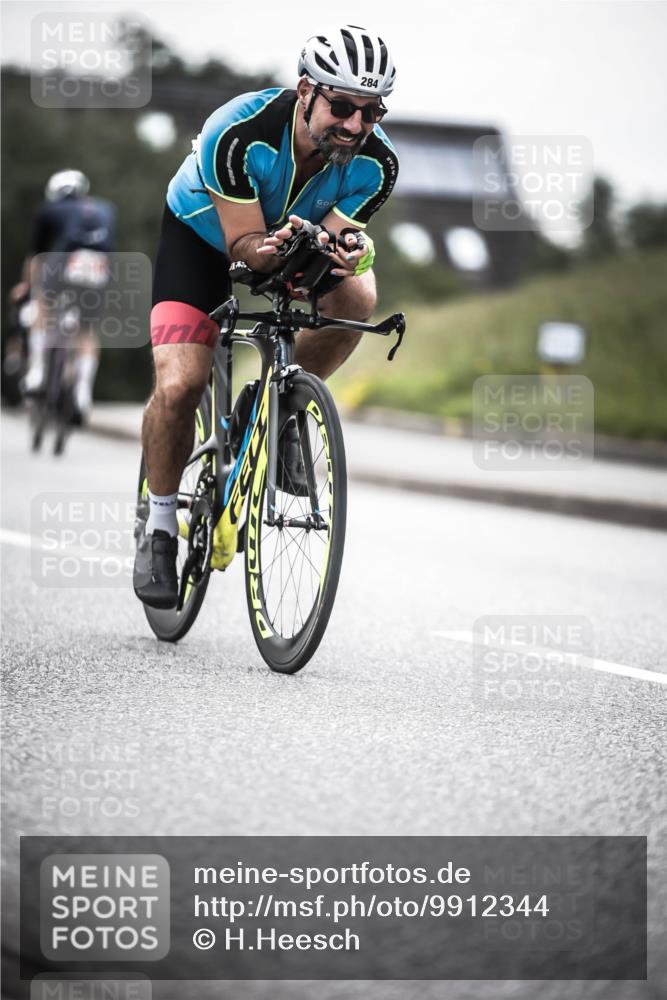 21.06.2026 - 29. Vierlanden-Triathlon H.Heesch http://msf.ph/oto/9912344 21.06.2026 09:53:42 Radfahren 72, 91, 106, 112, 210, 266, 284 meine-sportfotos.de