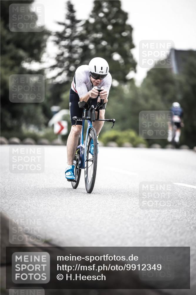 21.06.2026 - 29. Vierlanden-Triathlon H.Heesch http://msf.ph/oto/9912349 21.06.2026 09:53:44 Radfahren 72, 78, 91, 106, 112, 210, 266, 284 meine-sportfotos.de