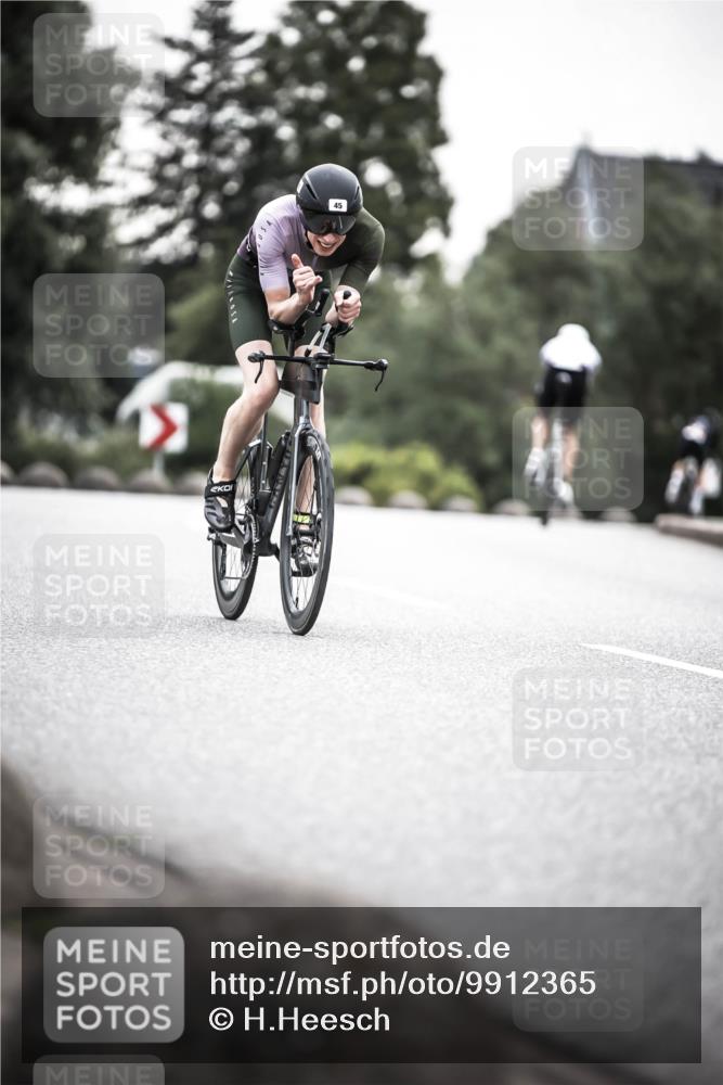 21.06.2026 - 29. Vierlanden-Triathlon H.Heesch http://msf.ph/oto/9912365 21.06.2026 09:54:03 Radfahren 45, 271 meine-sportfotos.de