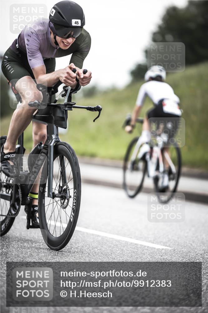21.06.2026 - 29. Vierlanden-Triathlon H.Heesch http://msf.ph/oto/9912383 21.06.2026 09:54:04 Radfahren 45, 271 meine-sportfotos.de