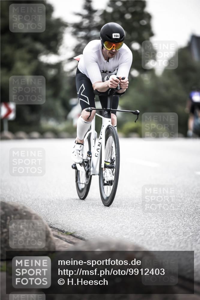 21.06.2026 - 29. Vierlanden-Triathlon H.Heesch http://msf.ph/oto/9912403 21.06.2026 09:54:19 Radfahren 21, 164, 294 meine-sportfotos.de