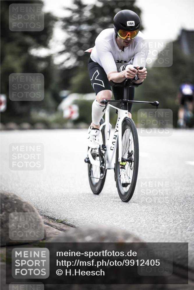 21.06.2026 - 29. Vierlanden-Triathlon H.Heesch http://msf.ph/oto/9912405 21.06.2026 09:54:19 Radfahren 21, 164, 294 meine-sportfotos.de