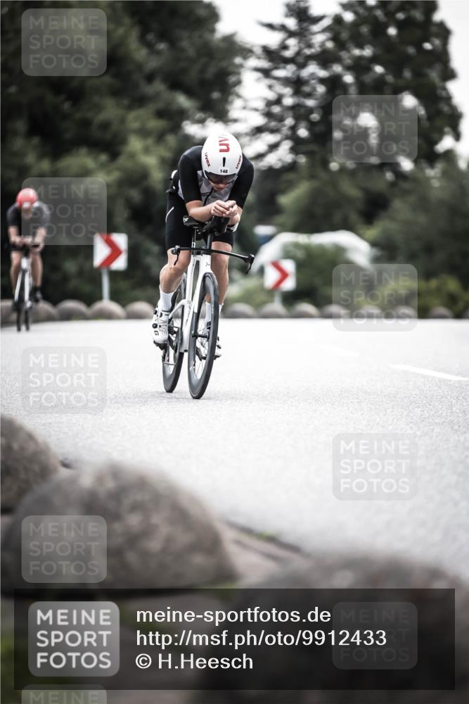 21.06.2026 - 29. Vierlanden-Triathlon H.Heesch http://msf.ph/oto/9912433 21.06.2026 09:54:59 Radfahren 128, 148, 292, 293 meine-sportfotos.de