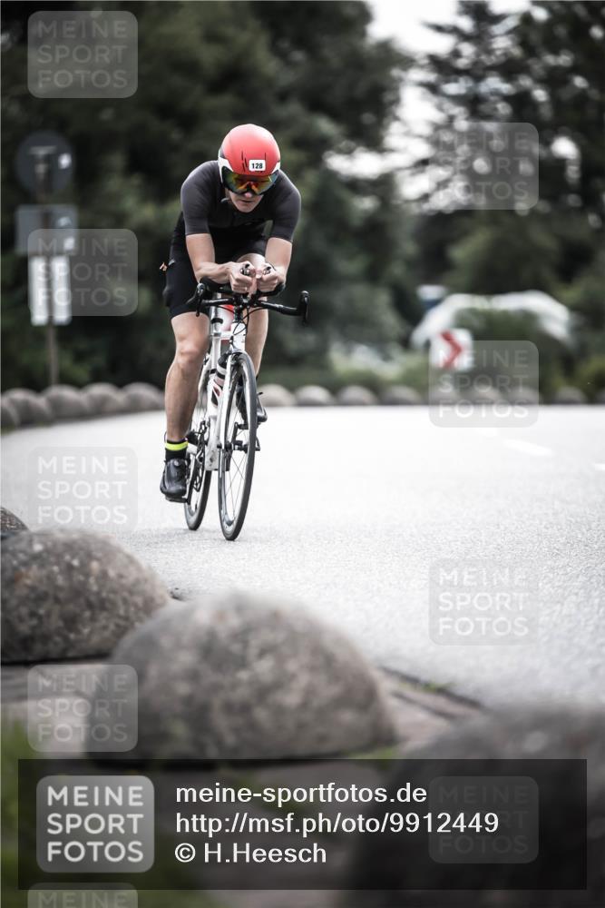 21.06.2026 - 29. Vierlanden-Triathlon H.Heesch http://msf.ph/oto/9912449 21.06.2026 09:55:02 Radfahren 128, 148, 264, 292 meine-sportfotos.de