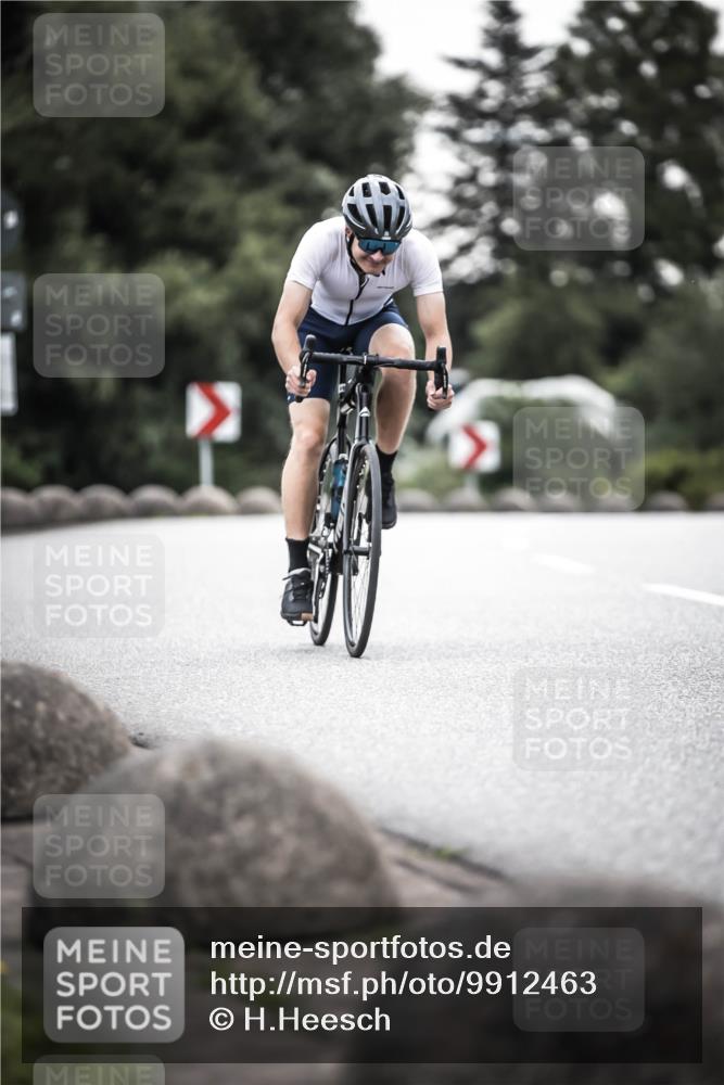 21.06.2026 - 29. Vierlanden-Triathlon H.Heesch http://msf.ph/oto/9912463 21.06.2026 09:55:21 Radfahren 20, 260 meine-sportfotos.de