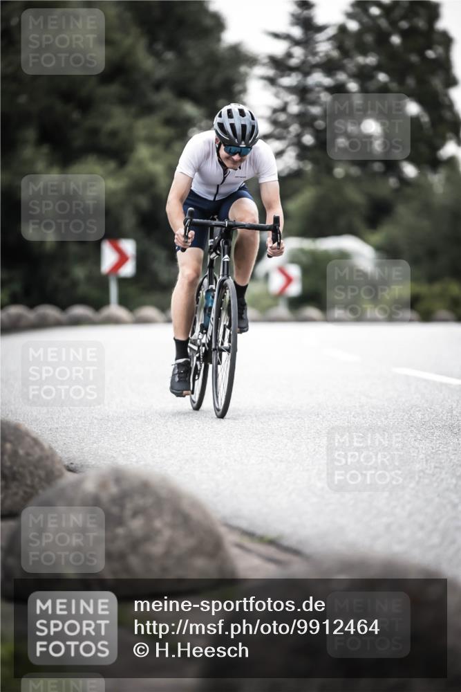 21.06.2026 - 29. Vierlanden-Triathlon H.Heesch http://msf.ph/oto/9912464 21.06.2026 09:55:21 Radfahren 20, 260 meine-sportfotos.de