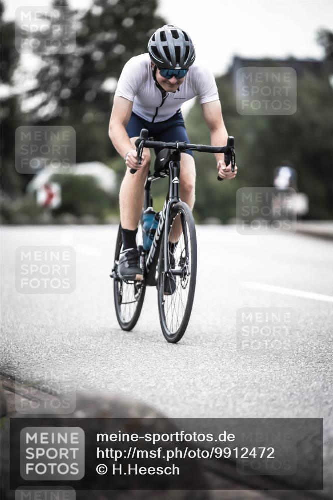 21.06.2026 - 29. Vierlanden-Triathlon H.Heesch http://msf.ph/oto/9912472 21.06.2026 09:55:22 Radfahren 20 meine-sportfotos.de