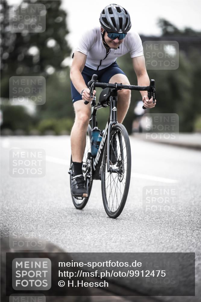 21.06.2026 - 29. Vierlanden-Triathlon H.Heesch http://msf.ph/oto/9912475 21.06.2026 09:55:22 Radfahren 20 meine-sportfotos.de
