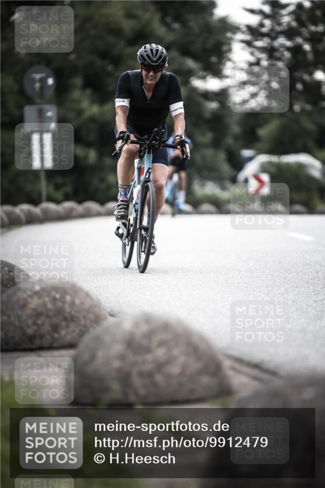 21.06.2026 - 29. Vierlanden-Triathlon H.Heesch http://msf.ph/oto/9912479 21.06.2026 09:55:34 Radfahren 142, 177, 184, 235, 252 meine-sportfotos.de