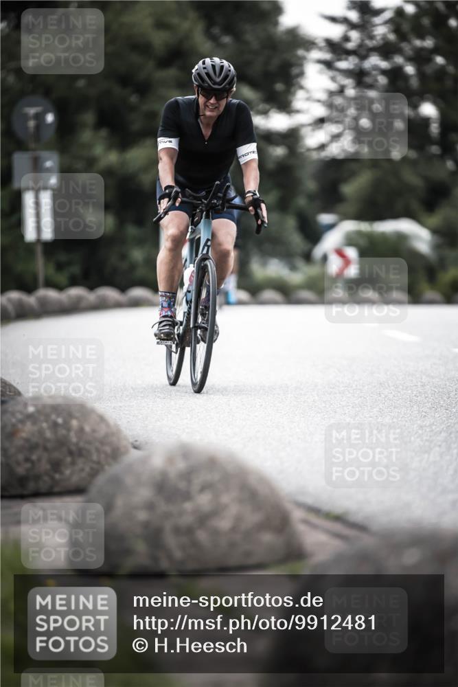 21.06.2026 - 29. Vierlanden-Triathlon H.Heesch http://msf.ph/oto/9912481 21.06.2026 09:55:34 Radfahren 142, 177, 184, 235, 252 meine-sportfotos.de