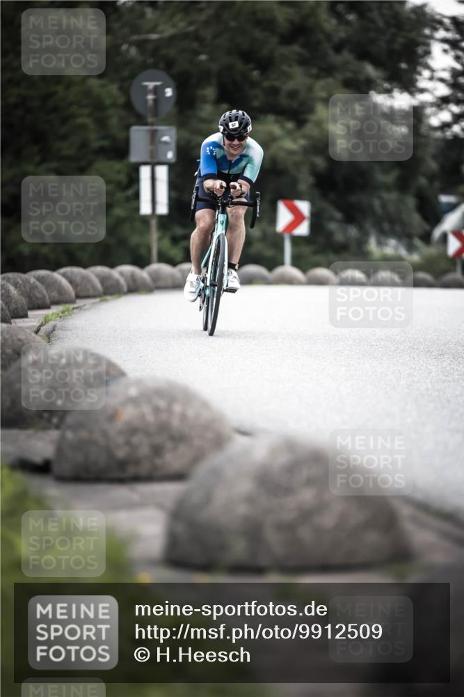21.06.2026 - 29. Vierlanden-Triathlon H.Heesch http://msf.ph/oto/9912509 21.06.2026 09:56:13 Radfahren 57 meine-sportfotos.de