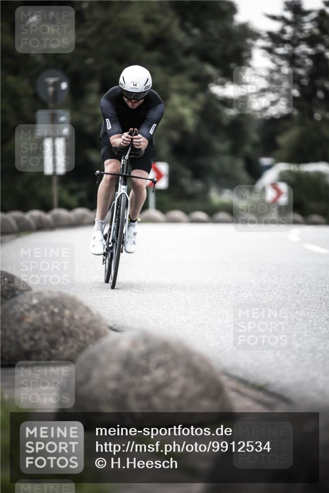 21.06.2026 - 29. Vierlanden-Triathlon H.Heesch http://msf.ph/oto/9912534 21.06.2026 09:56:22 Radfahren 14 meine-sportfotos.de