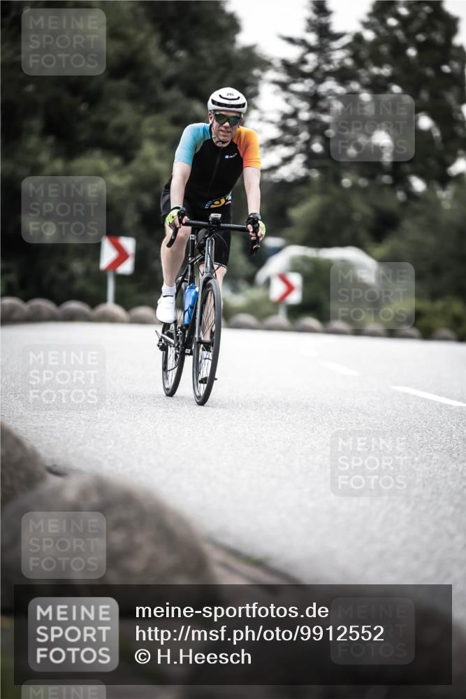 21.06.2026 - 29. Vierlanden-Triathlon H.Heesch http://msf.ph/oto/9912552 21.06.2026 09:56:33 Radfahren 103, 259, 291 meine-sportfotos.de