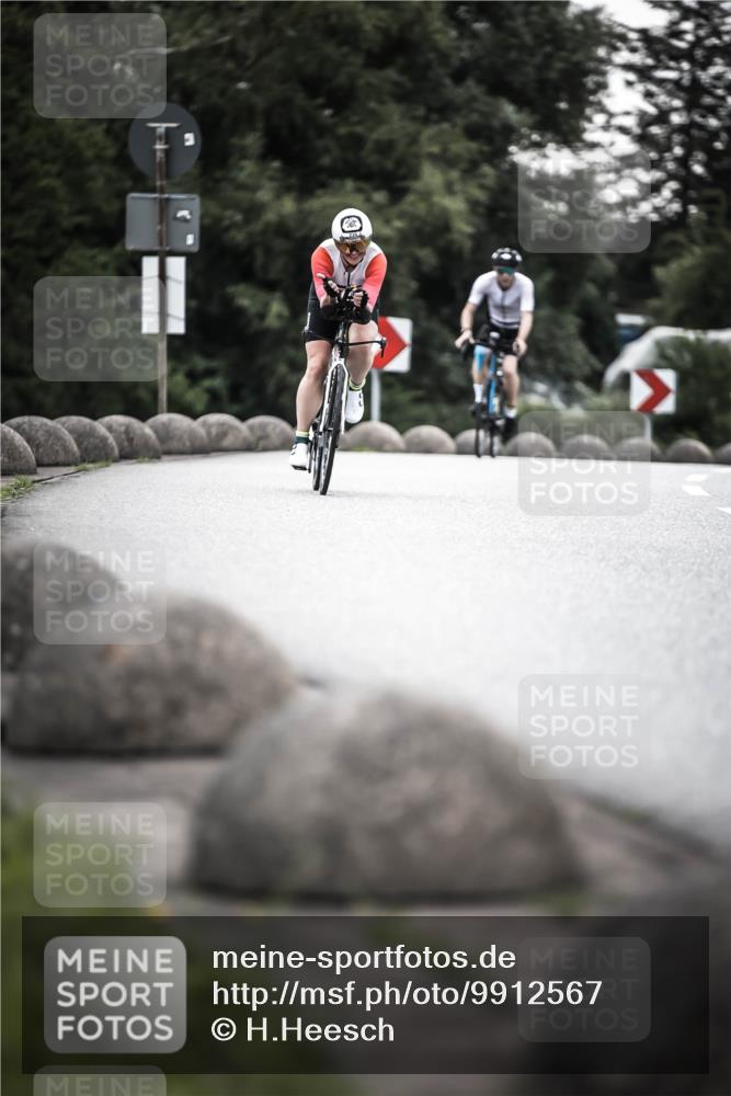 21.06.2026 - 29. Vierlanden-Triathlon H.Heesch http://msf.ph/oto/9912567 21.06.2026 09:56:41 Radfahren 12, 13, 174, 239, 259 meine-sportfotos.de