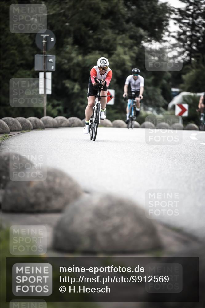 21.06.2026 - 29. Vierlanden-Triathlon H.Heesch http://msf.ph/oto/9912569 21.06.2026 09:56:41 Radfahren 12, 13, 174, 239, 259 meine-sportfotos.de