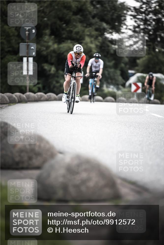 21.06.2026 - 29. Vierlanden-Triathlon H.Heesch http://msf.ph/oto/9912572 21.06.2026 09:56:41 Radfahren 12, 13, 174, 239, 259 meine-sportfotos.de