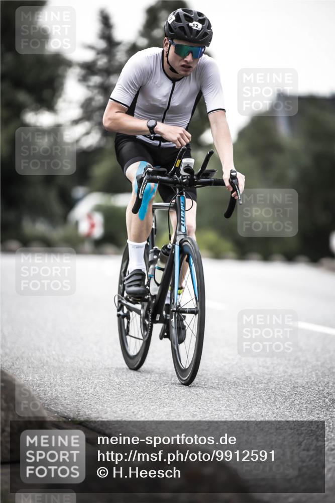 21.06.2026 - 29. Vierlanden-Triathlon H.Heesch http://msf.ph/oto/9912591 21.06.2026 09:56:44 Radfahren 12, 13, 174, 239 meine-sportfotos.de