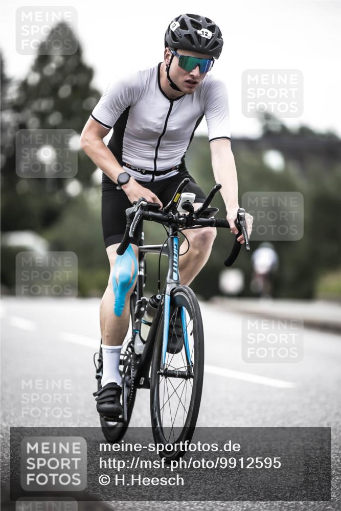 21.06.2026 - 29. Vierlanden-Triathlon H.Heesch http://msf.ph/oto/9912595 21.06.2026 09:56:45 Radfahren 12, 13, 174, 239 meine-sportfotos.de