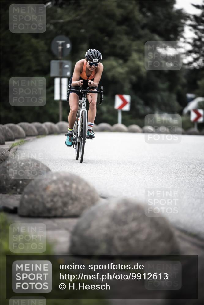 21.06.2026 - 29. Vierlanden-Triathlon H.Heesch http://msf.ph/oto/9912613 21.06.2026 09:57:08 Radfahren 243, 253 meine-sportfotos.de