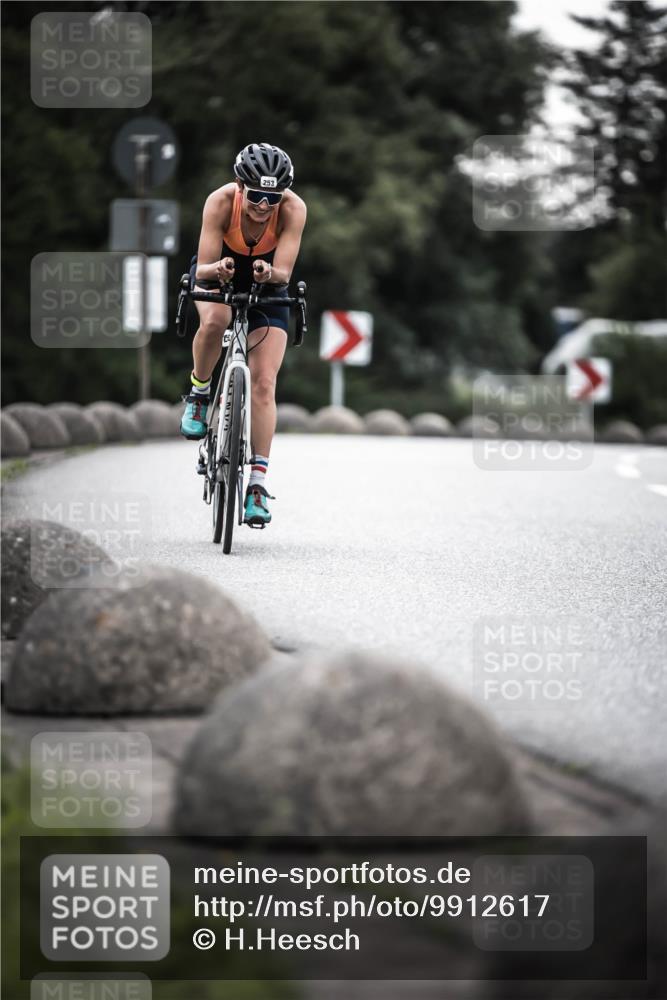 21.06.2026 - 29. Vierlanden-Triathlon H.Heesch http://msf.ph/oto/9912617 21.06.2026 09:57:08 Radfahren 243, 253 meine-sportfotos.de