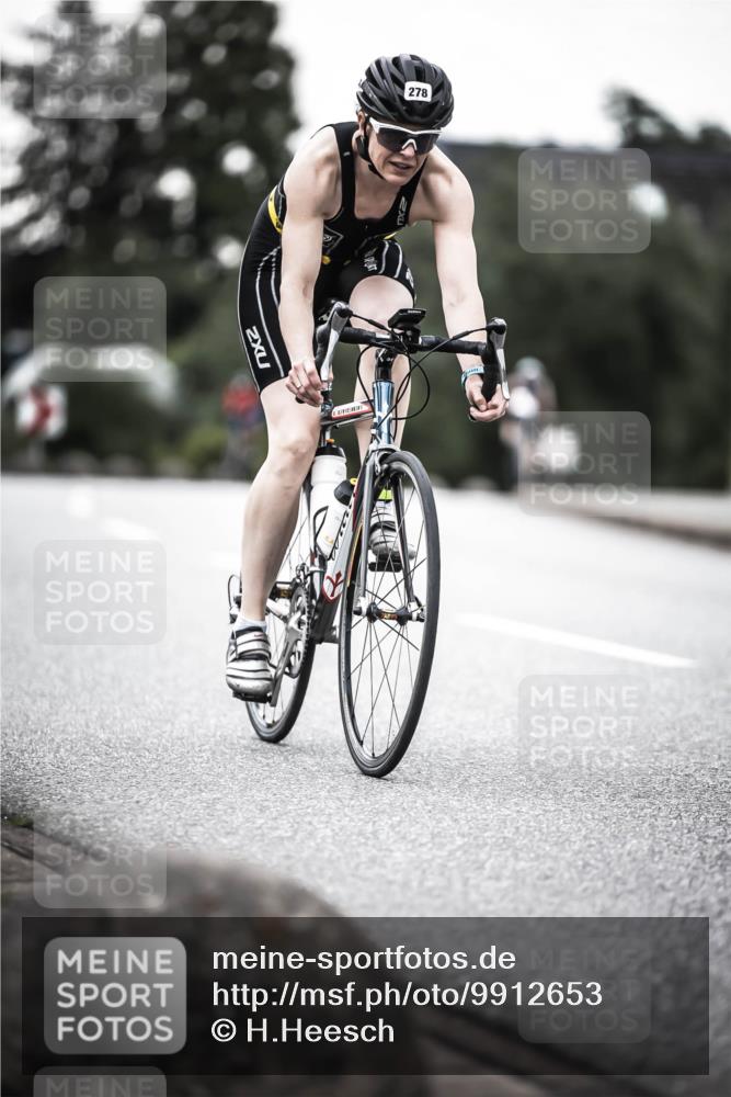 21.06.2026 - 29. Vierlanden-Triathlon H.Heesch http://msf.ph/oto/9912653 21.06.2026 09:57:24 Radfahren 278 meine-sportfotos.de