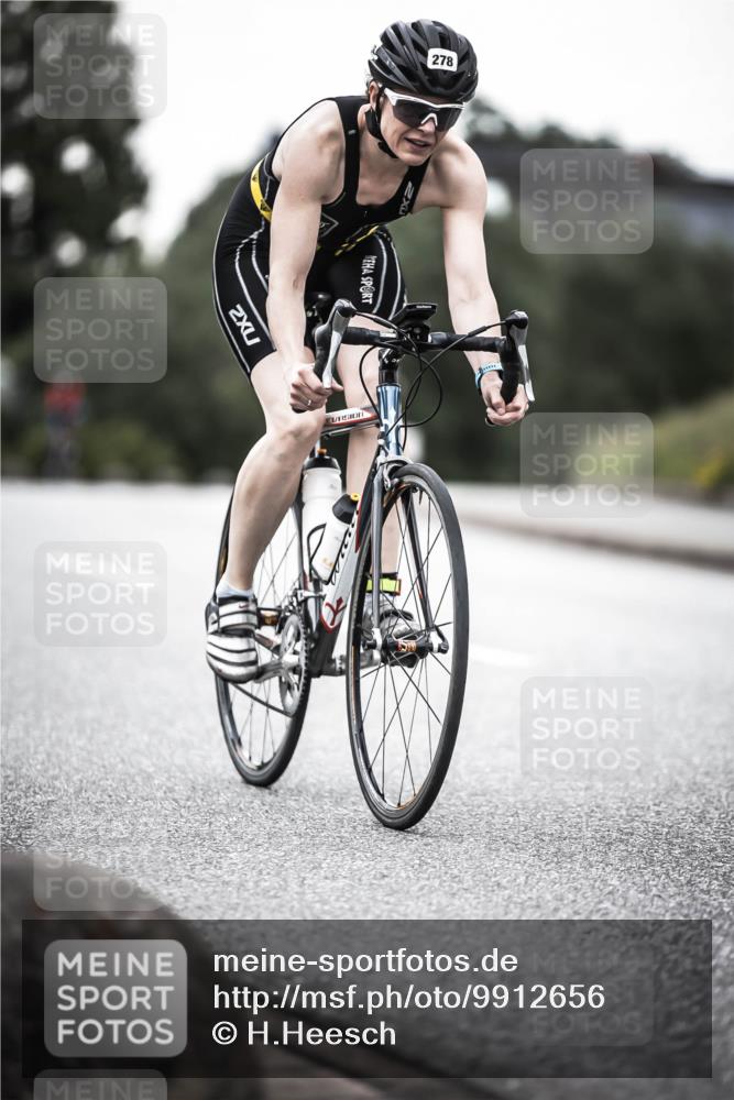 21.06.2026 - 29. Vierlanden-Triathlon H.Heesch http://msf.ph/oto/9912656 21.06.2026 09:57:24 Radfahren 278 meine-sportfotos.de