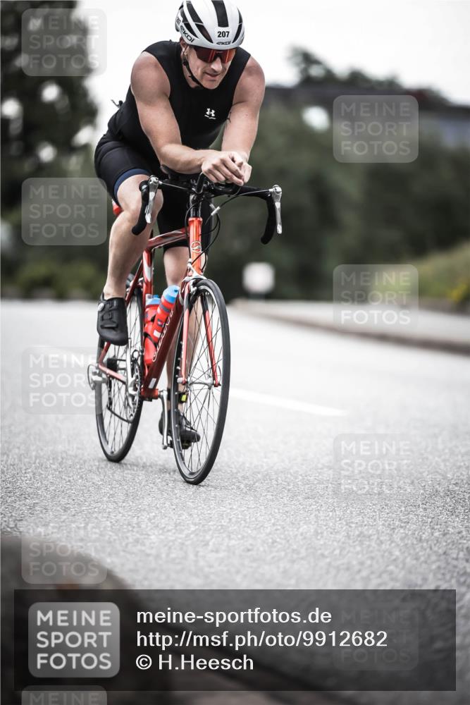 21.06.2026 - 29. Vierlanden-Triathlon H.Heesch http://msf.ph/oto/9912682 21.06.2026 09:57:37 Radfahren 109, 175, 207 meine-sportfotos.de